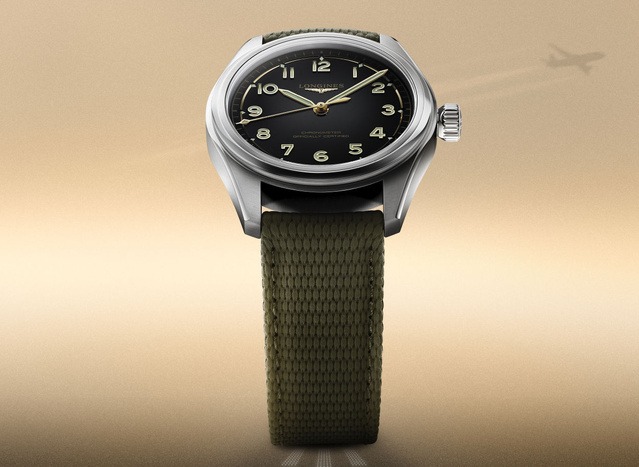 Longines Spirit Pilot : sans date en 39 mm