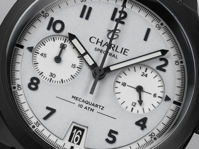 Charlie Paris : son chronographe GRX Spectral se met à l'heure du streetwear
