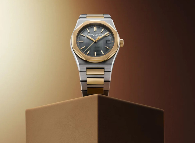 Laureato Fifty : une très belle quinquagénaire en or et acier