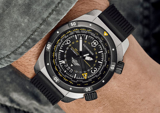 Coup de coeur pour l'Air Pro de Victorinox : tout l'esprit du couteau suisse dans une montre