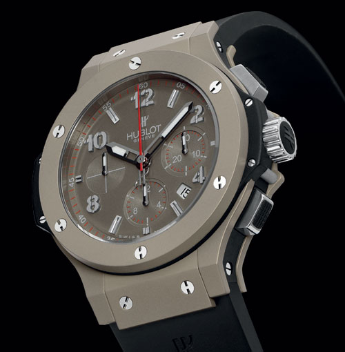 LVMH rachète la marque de montres Hublot et poursuit son développement avec Jean-Claude Biver LVMH rachète la marque de montres Hublot et poursuit son développement avec Jean-Claude Biver