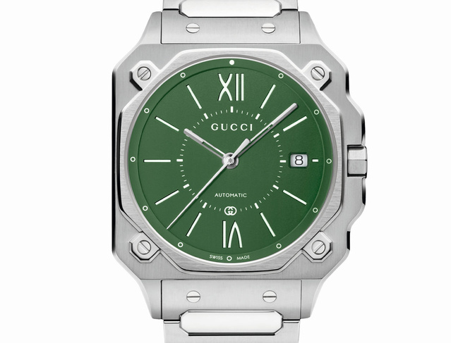 Gucci G-Flat : la sportive-chic de la marque aux deux G arrive dans de nouvelles versions Gucci G-Flat : la sportive-chic de la marque aux deux G arrive dans de nouvelles versions