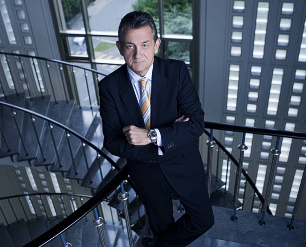 Stephen Urquhart Stephen Urquhart