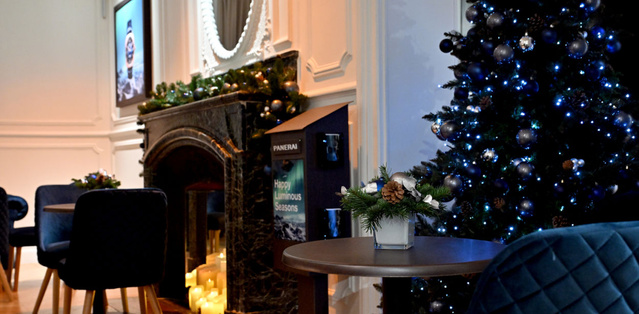 Paris : le Caffè éphémère Panerai s'installe sur la plus belle avenue du monde !