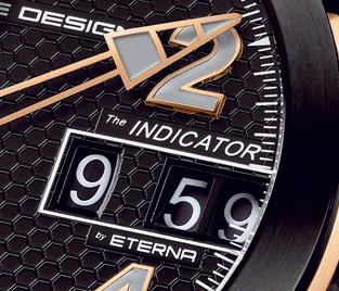 Indicator P’6910 Porsche Design : ce chrono à affichage numérique mécanique se pare d’or rose