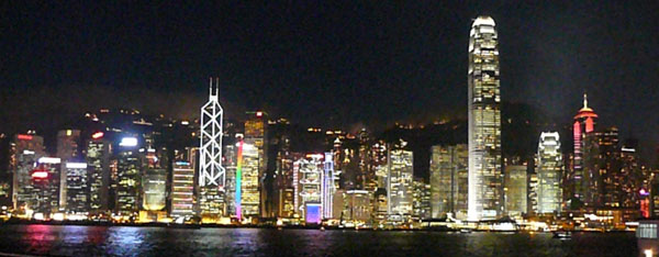 Hong-Kong : une ville en mouvement perpétuel où le temps palpite au rythme des Rolex Hong-Kong : une ville en mouvement perpétuel où le temps palpite au rythme des Rolex