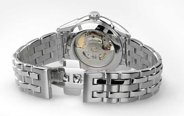 Hamilton Jazzmaster Open Heart : le temps à coeur ouvert en 36 mm Hamilton Jazzmaster Open Heart : le temps à coeur ouvert en 36 mm