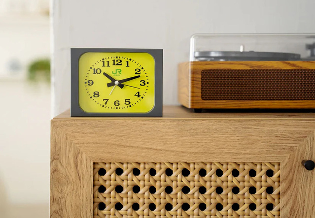 JR East Green Station Clock : une icône discrète de l'horlogerie ferroviaire japonaise à la maison