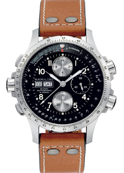 JCVD : Jean-Claude Vandamme joue le rôle de Jean-Claude Vandamme et porte une Hamilton Khaki X-Wind Automatic JCVD : Jean-Claude Vandamme joue le rôle de Jean-Claude Vandamme et porte une Hamilton Khaki X-Wind Automatic