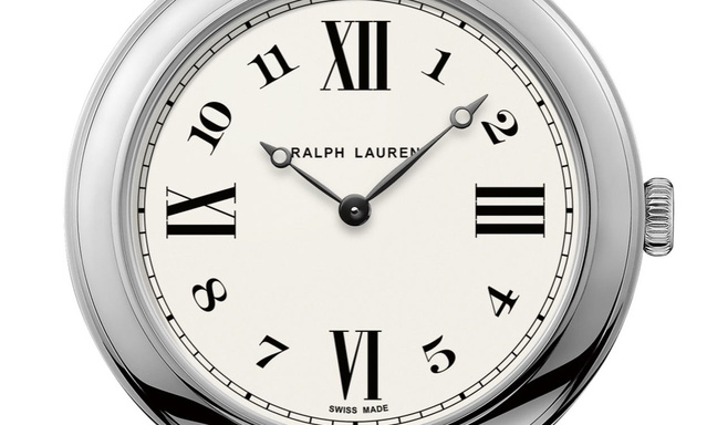 Ralph Lauren 888 : 38 mm, bracelet et boitier acier et calibre quartz Ralph Lauren 888 : 38 mm, bracelet et boitier acier et calibre quartz