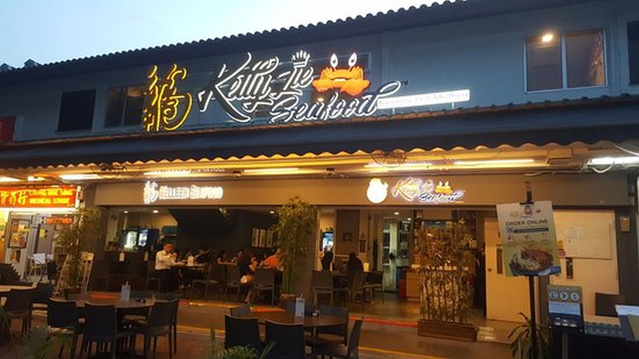 Rolex et gastronomie : une GMT-Master II offerte au chef du Kelly Jie Seafood de Singapour Rolex et gastronomie : une GMT-Master II offerte au chef du Kelly Jie Seafood de Singapour