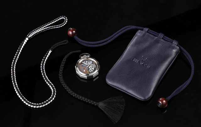 Minase : le temps au creux de la main avec les montres de poche Azagimadara et Phoenix