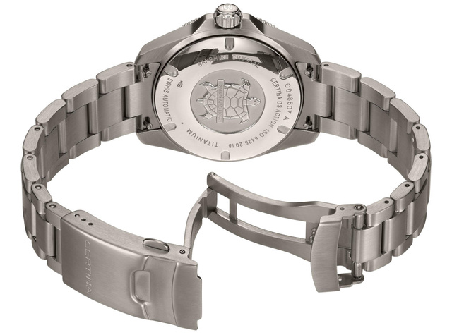 Certina lance une DS Action Diver en 38 mm avec calibre Powermatic