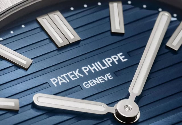 Patek Philippe : une Nautilus de 38 mm en platine pour son 50ème anniversaire Patek Philippe : une Nautilus de 38 mm en platine pour son 50ème anniversaire