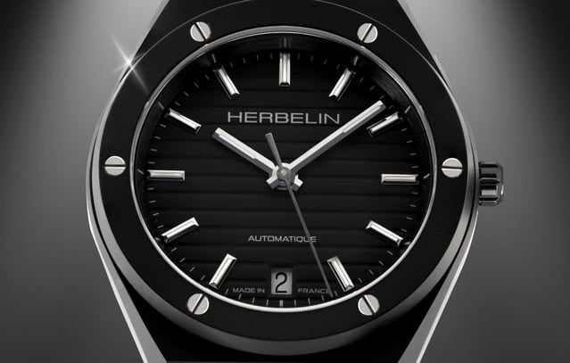 Herbelin : une Cap Camarat full céramique en édition limitée à 300 exemplaires Herbelin : une Cap Camarat full céramique en édition limitée à 300 exemplaires