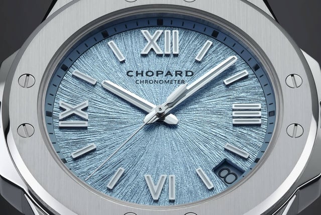 Chopard Alpine Eagle : cadran "Bleu Rhône" pour la protection des aigles Chopard Alpine Eagle : cadran "Bleu Rhône" pour la protection des aigles