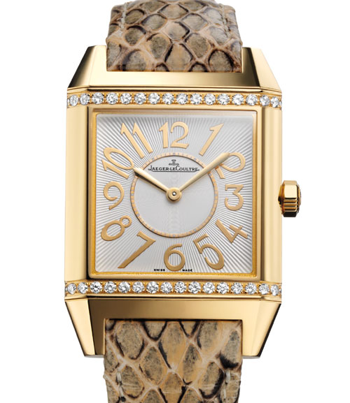 Reverso Squadra Lady de Jaeger-LeCoultre : un univers féminin aux multiples facettes Reverso Squadra Lady de Jaeger-LeCoultre : un univers féminin aux multiples facettes
