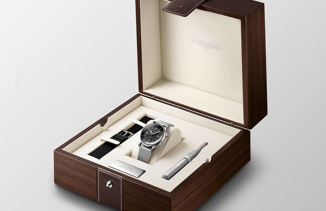 Longines Legend Diver 59 : boitier de 42mm, plongeuse COSC et bracelet maille milanaise