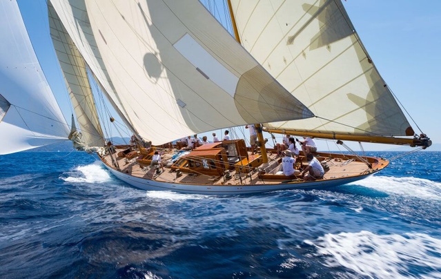 Panerai célèbre le 90e anniversaire d'Eilean avec un retour sur le circuit classique des régates