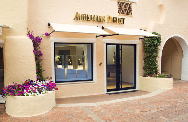 La boutique Audemars Piguet de Porto Cervo a ouvert ses portes pour l'été 2026 La boutique Audemars Piguet de Porto Cervo a ouvert ses portes pour l'été 2026