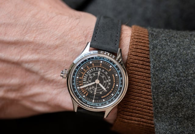 Angelus : un chronomètre télémètre, pulsomètre et tachymètre