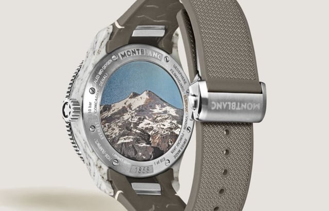 Montblanc 1858 Geosphere 0 Oxygen Mont Elbrouz : 829 exemplaires au sommet Montblanc 1858 Geosphere 0 Oxygen Mont Elbrouz : 829 exemplaires au sommet