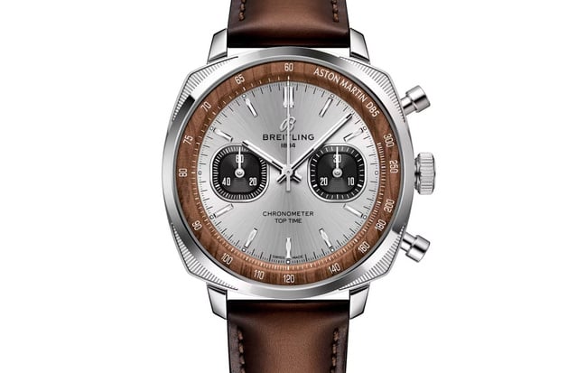 Chronographe Breitling Top Time : vombrissant hommage à l'Aston Martin DB5 Chronographe Breitling Top Time : vombrissant hommage à l'Aston Martin DB5