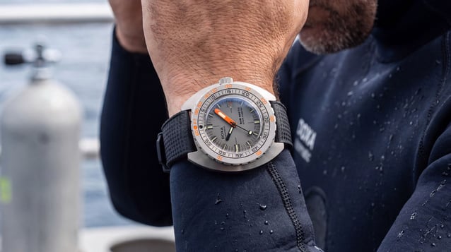 Doxa SUB 300 Ti5 "Clive Cussler" : un retour en titane