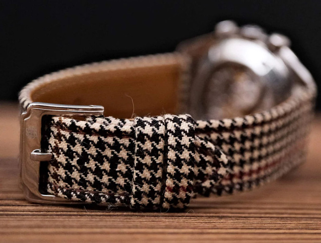 Strapsuits : tout l'art du vestiaire sartorial adapté au bracelet-montre