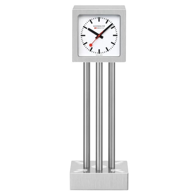 Mondaine Zurich Meeting Point Clock : quand l'horloge de gare devient objet de collection Mondaine Zurich Meeting Point Clock : quand l'horloge de gare devient objet de collection