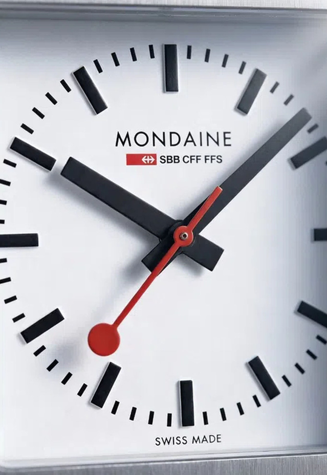 Mondaine Zurich Meeting Point Clock : quand l'horloge de gare devient objet de collection