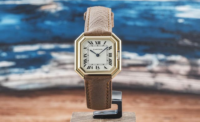 Cartier Ceinture : une montre vintage à la géométrie singulière Cartier Ceinture : une montre vintage à la géométrie singulière