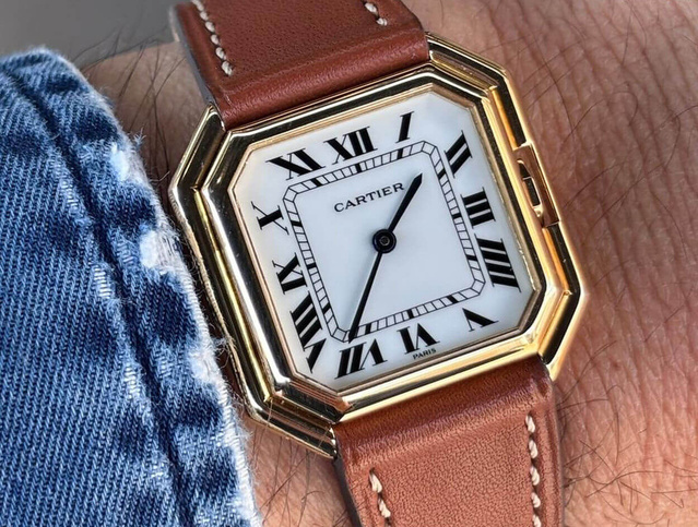 Cartier Ceinture : une montre vintage à la géométrie singulière Cartier Ceinture : une montre vintage à la géométrie singulière
