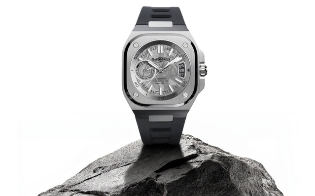 Bell & Ross BR-X5 Météorite : un fragment de l'espace au poignet