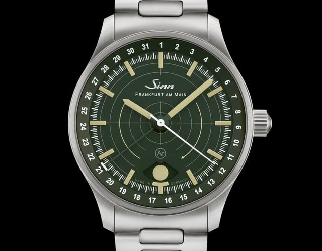 Sinn 308 Hunting Watch : quand la Lune devient indicateur de luminosité