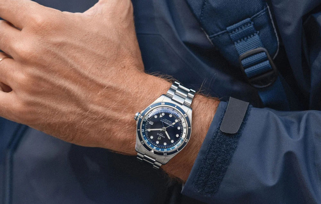 Charlie Paris : une Concordia GMT automatique plus accessible et encore plus séduisante Charlie Paris : une Concordia GMT automatique plus accessible et encore plus séduisante