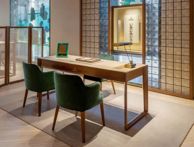 Rolex ouvre une nouvelle boutique rue Saint-Honoré, au cœur du Paris horloger Rolex ouvre une nouvelle boutique rue Saint-Honoré, au cœur du Paris horloger