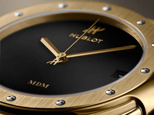 Hublot Classic Fusion Tributo : retour aux origines en versions "or"