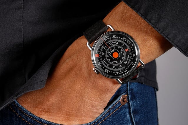 Klokers KLOK03 : la montre à disques passe enfin à l'automatique