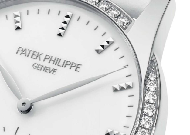Patek Philippe Calatrava Timeless White : dame estivale