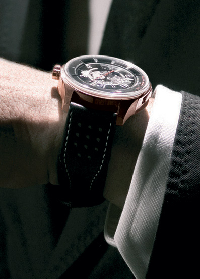 AMVOX2 DBS Transponder : une montre Jaeger-LeCoultre vous ouvre les portes de votre Aston Martin AMVOX2 DBS Transponder : une montre Jaeger-LeCoultre vous ouvre les portes de votre Aston Martin