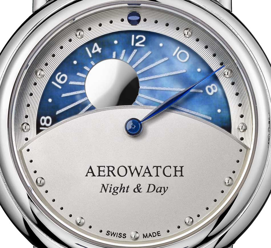 Aerowatch 1942 Night & Day : l'heure, de l'aube au crépuscule