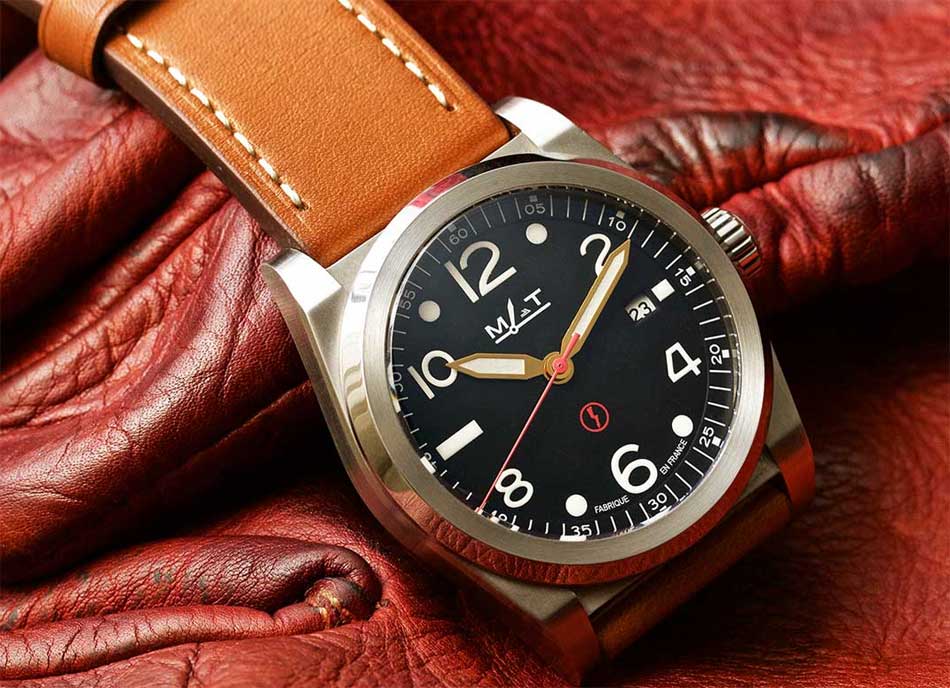 MATWatches Urban OPS XL : une hydride chic et sportive MATWatches Urban OPS XL : une hydride chic et sportive