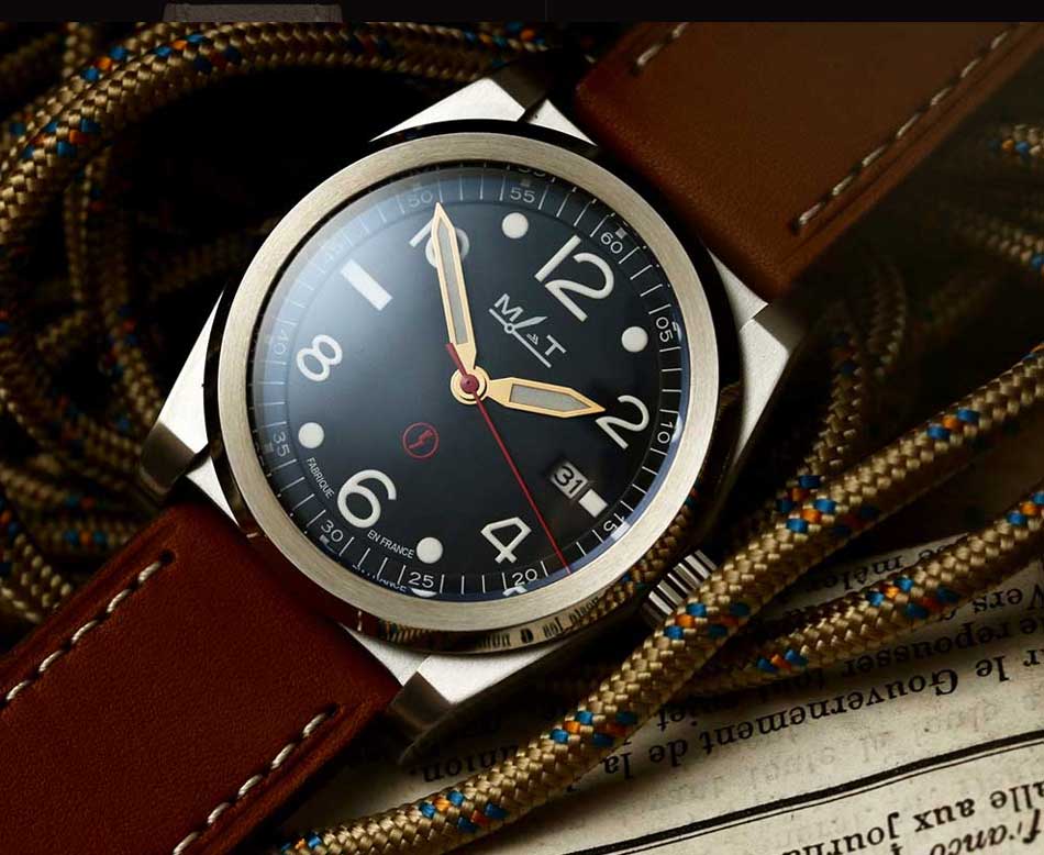 MATWatches Urban OPS XL : une hydride chic et sportive MATWatches Urban OPS XL : une hydride chic et sportive