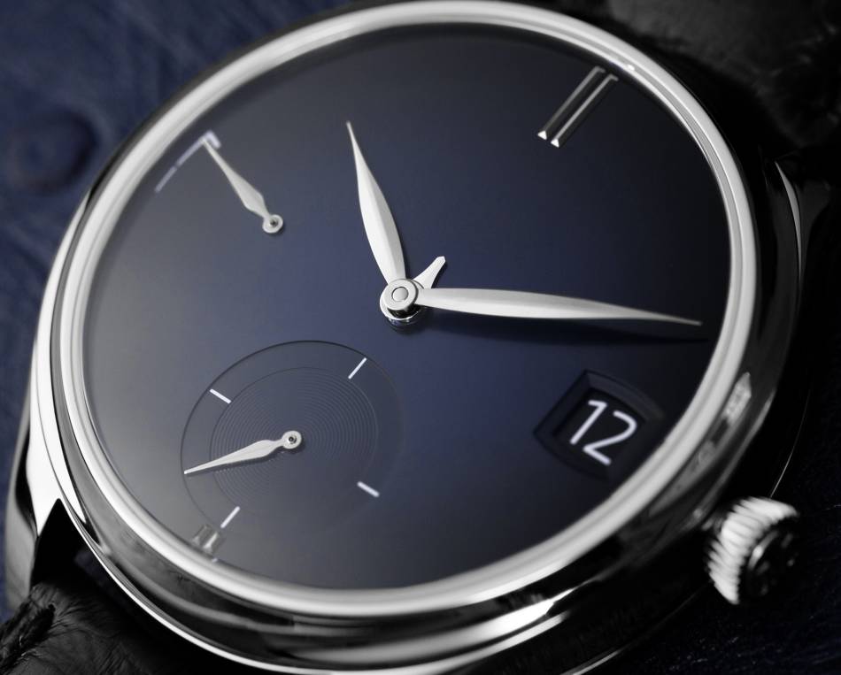 Moser Endeavour Perpetual Calendar Purity : la sobriété absolue Moser Endeavour Perpetual Calendar Purity : la sobriété absolue