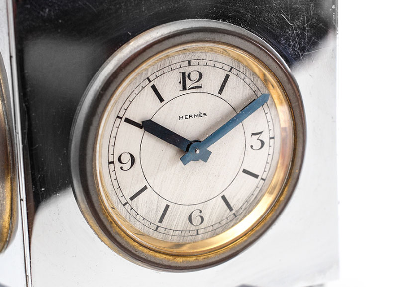 Hermès : pendulette 4 faces en métal chromé