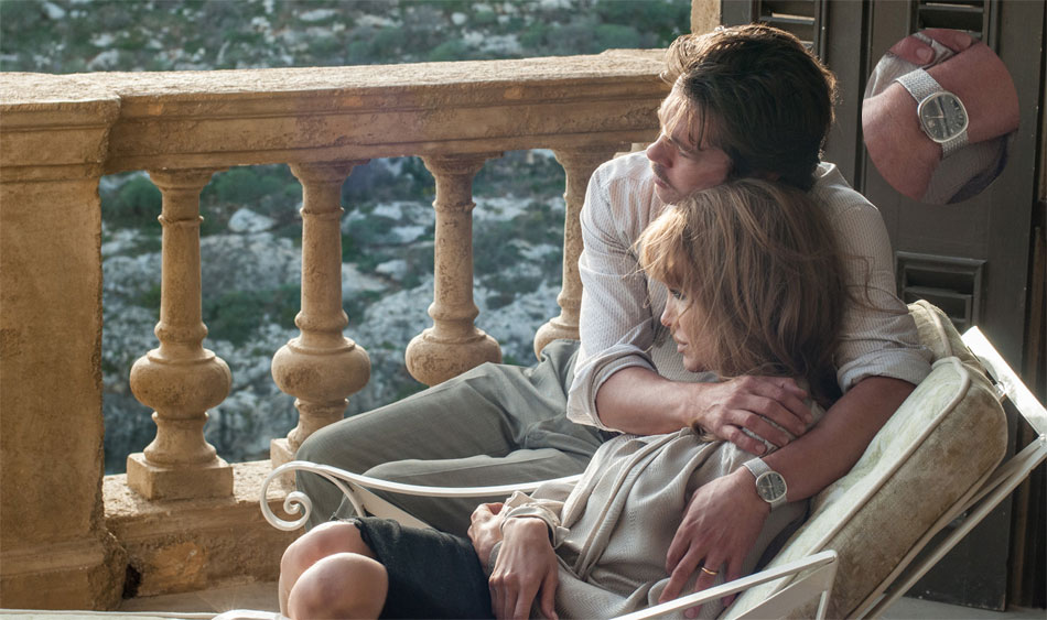 Vue sur mer : Brat Pitt porte une Patek Philippe Ellipse TV vintage en or blanc