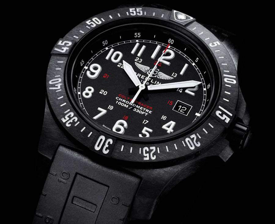 Paris : Breitling fait son show aux Galeries Lafayette Haussmann