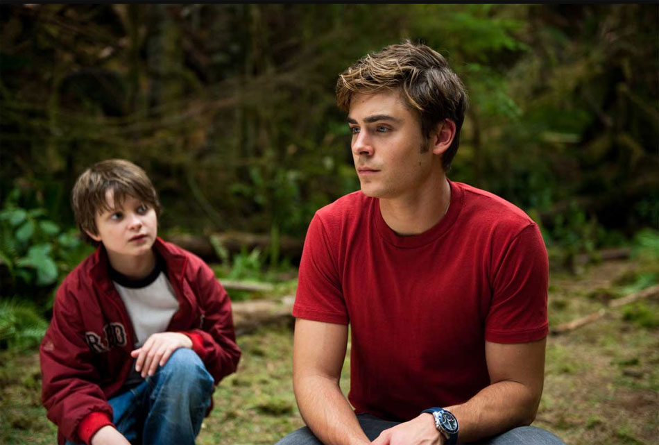 Le secret de Charlie : Zac Efron porte une TAG Heuer Aquaracer Le secret de Charlie : Zac Efron porte une TAG Heuer Aquaracer