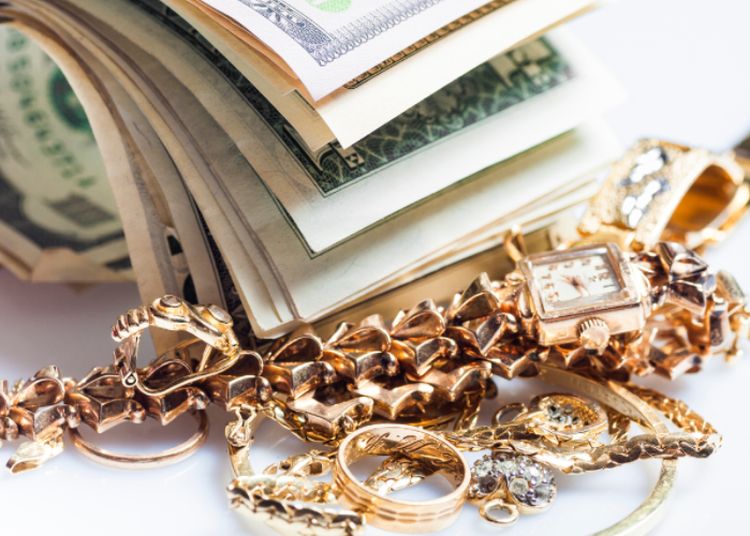 Ce qu'il faut savoir avant de revendre vos vieux bijoux et vos tocantes anciennes Ce qu'il faut savoir avant de revendre vos vieux bijoux et vos tocantes anciennes